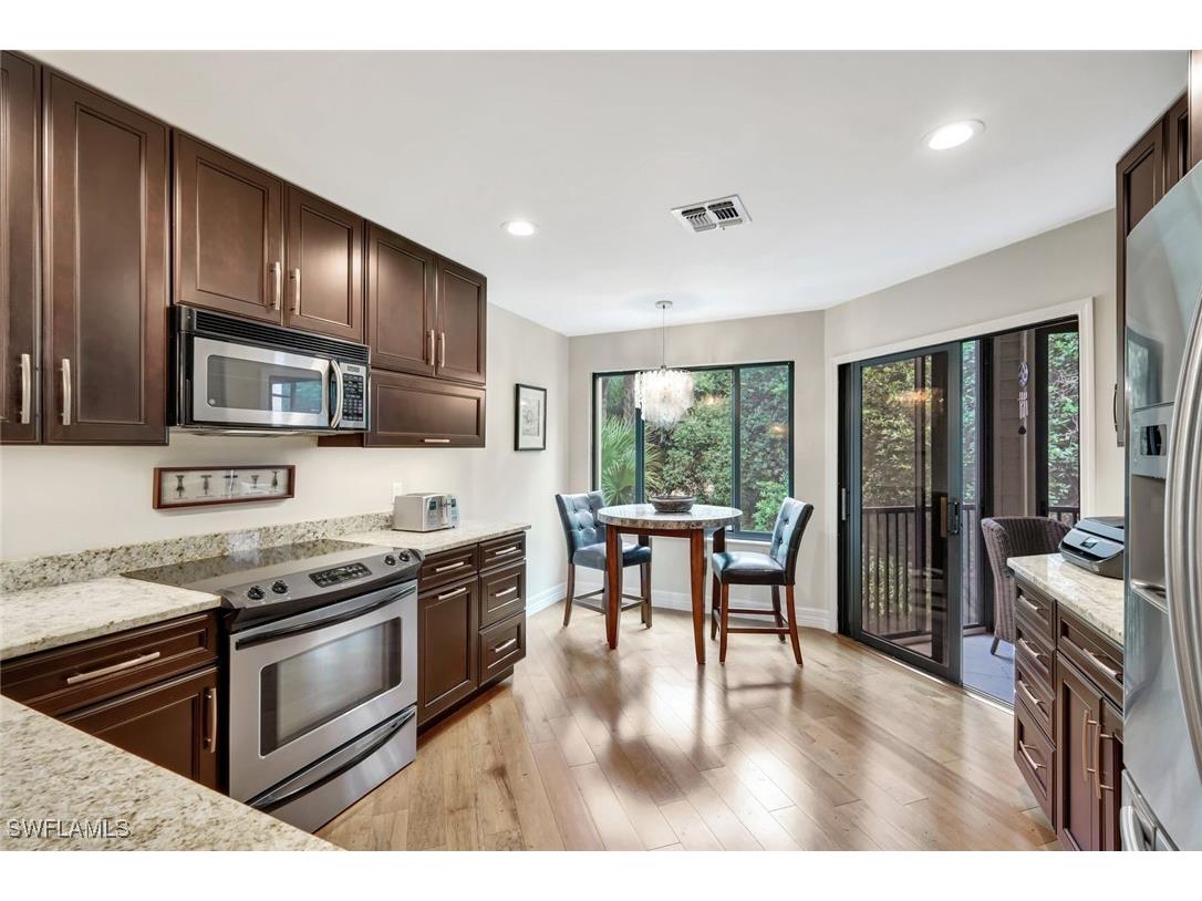 27105 Oakwood Lake Drive Bonita Springs FL 34134 225074885 image5