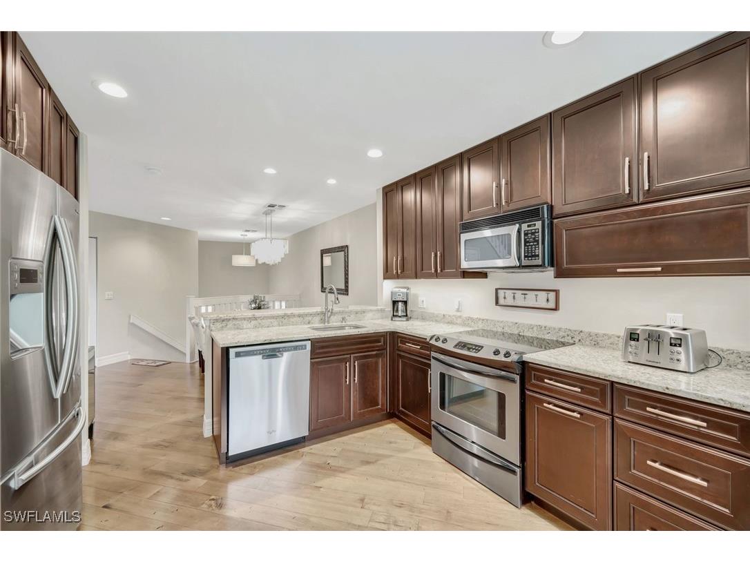 27105 Oakwood Lake Drive Bonita Springs FL 34134 225074885 image8