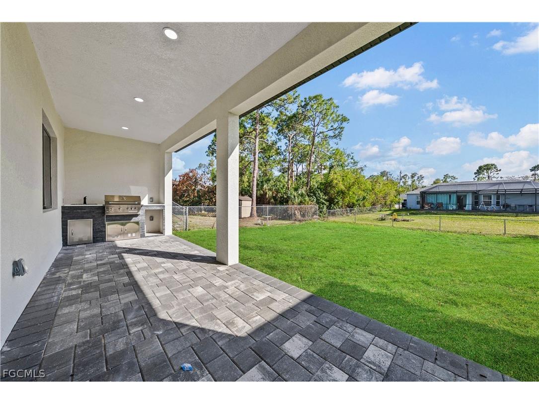 2711 10th Street W Lehigh Acres FL 33971 2026011743 image20