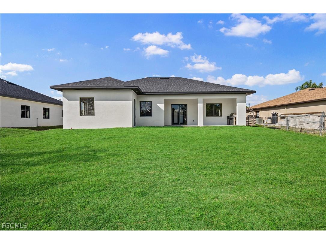 2711 10th Street W Lehigh Acres FL 33971 2026011743 image23