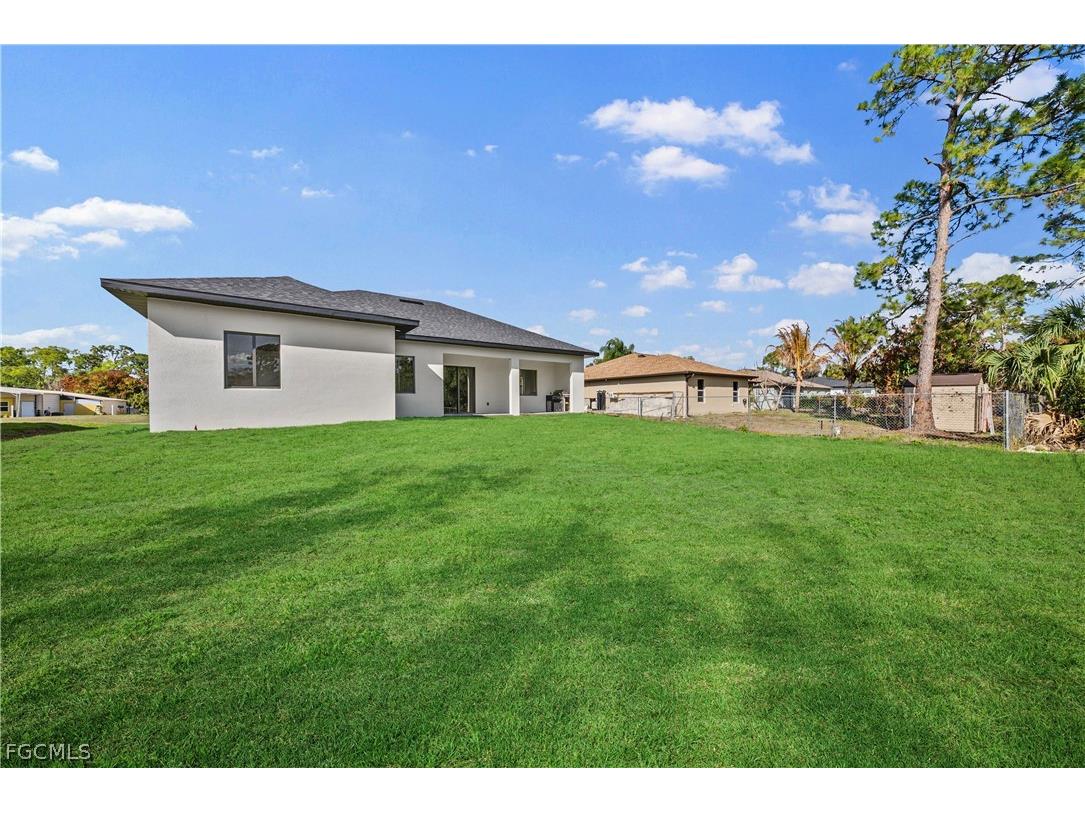 2711 10th Street W Lehigh Acres FL 33971 2026011743 image24