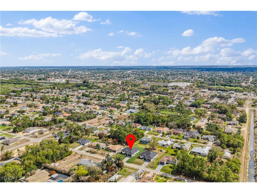 2711 10th Street W Lehigh Acres FL 33971 2026011743 image27