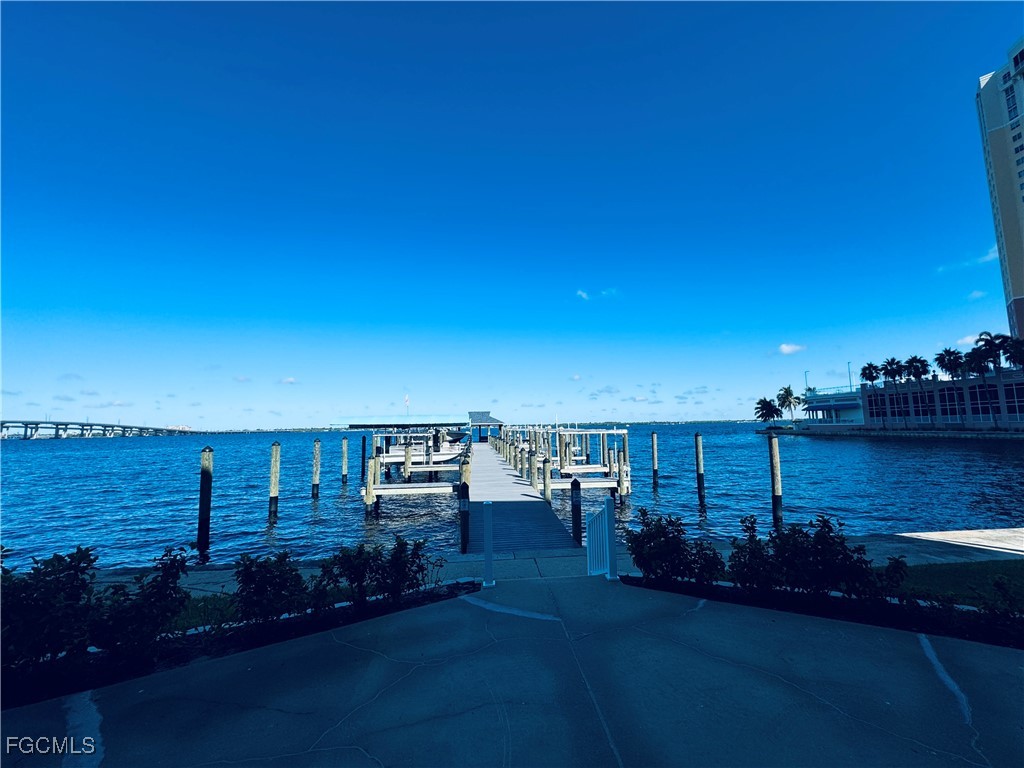 2711 1st Street #102 Fort Myers FL 33916 2025011604 image26