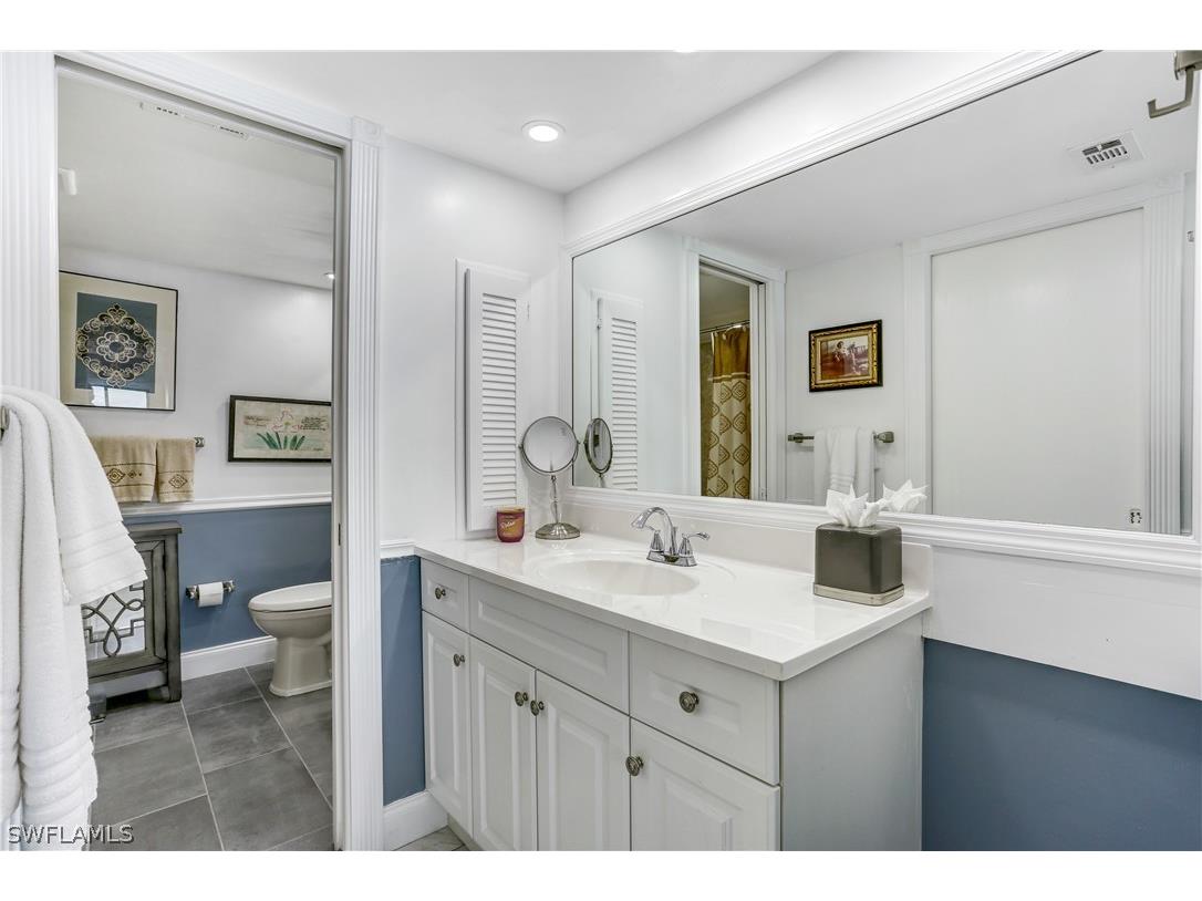 2711 1st Street #402 Fort Myers FL 33916 226010875 image25