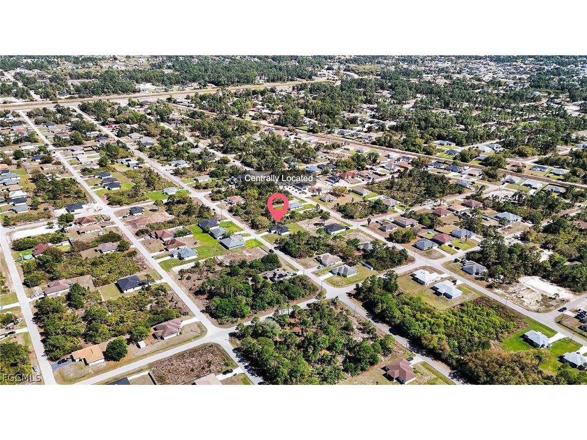 2711 39th Street W Lehigh Acres FL 33971 2026013867 image3