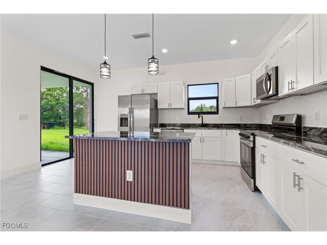 2711 50th Street W Lehigh Acres FL 33971 2025015710 image12