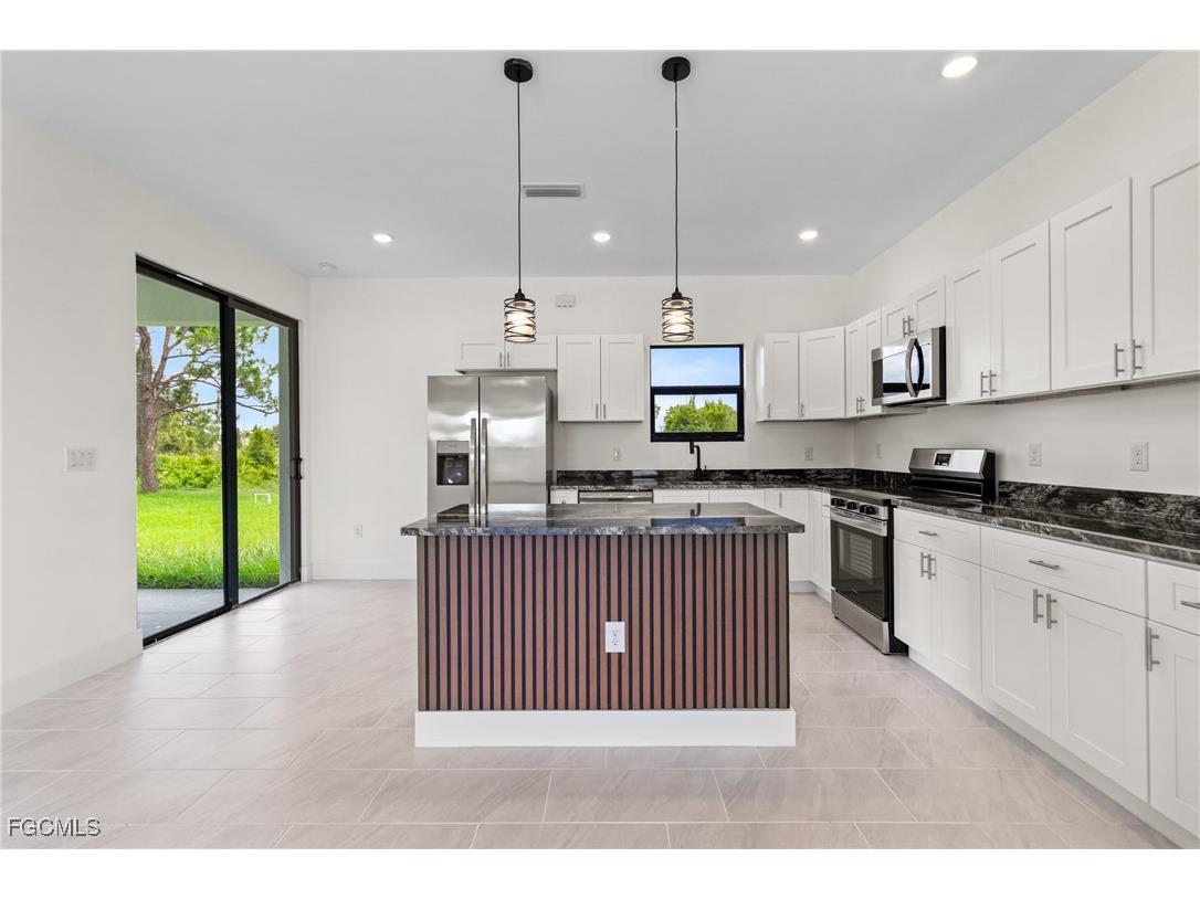 2711 50th Street W Lehigh Acres FL 33971 2025015710 image3