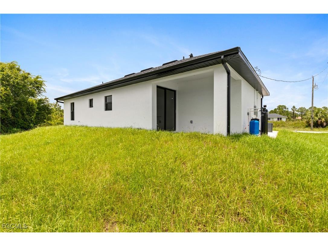 2711 50th Street W Lehigh Acres FL 33971 2025015710 image30