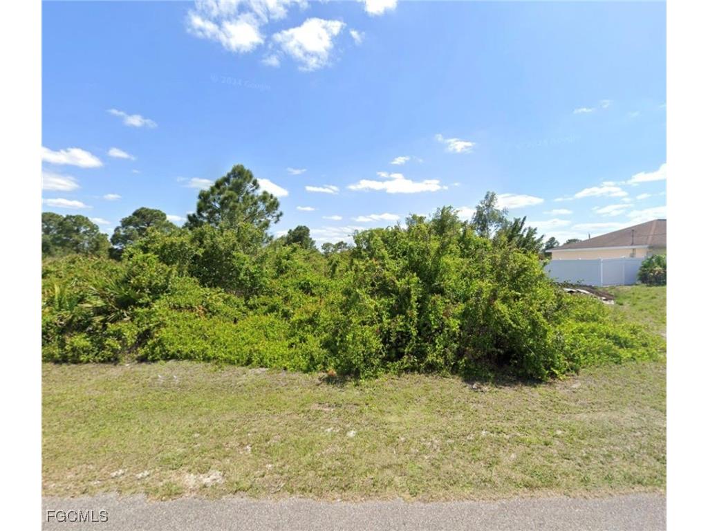 2711 57th Street W Lehigh Acres FL 33971 2025014626 image2