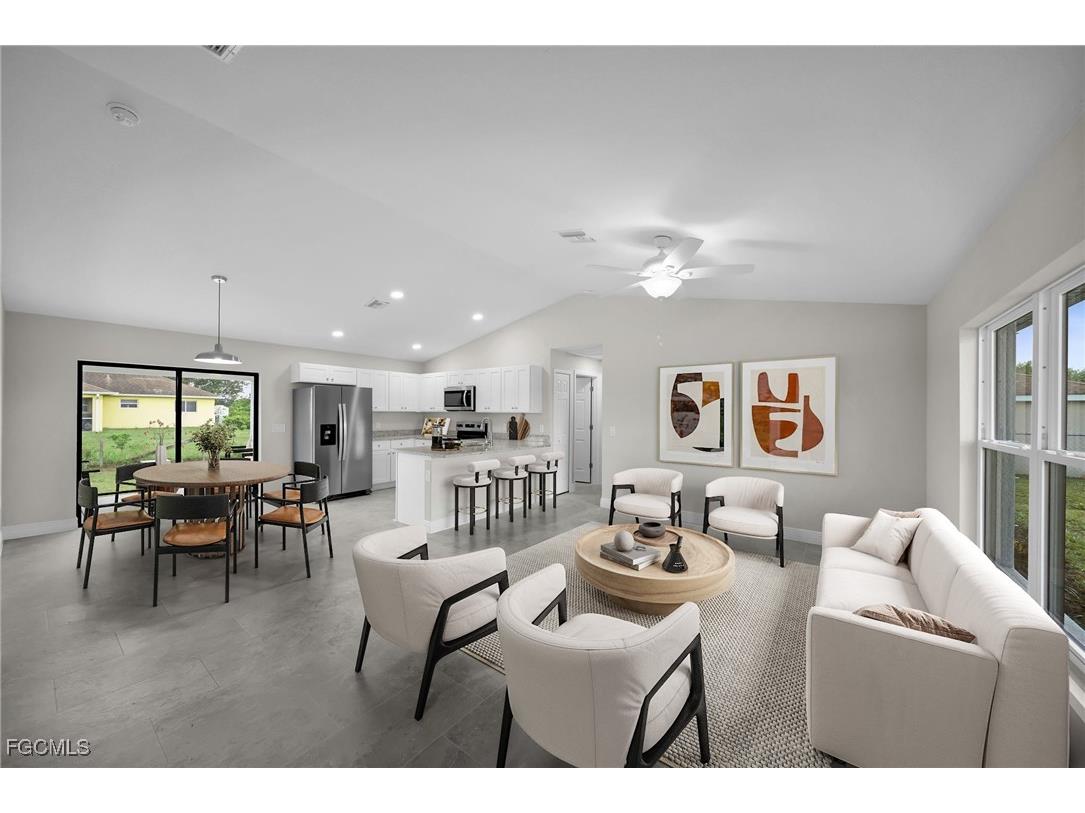 2711 67th Street W Lehigh Acres FL 33971 2025015026 image2