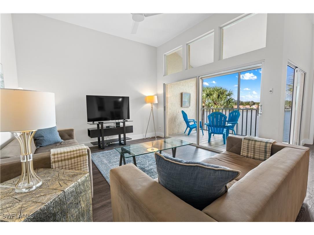 2711 Citrus Lake Drive #F302 Naples FL 34109 226000293 image1