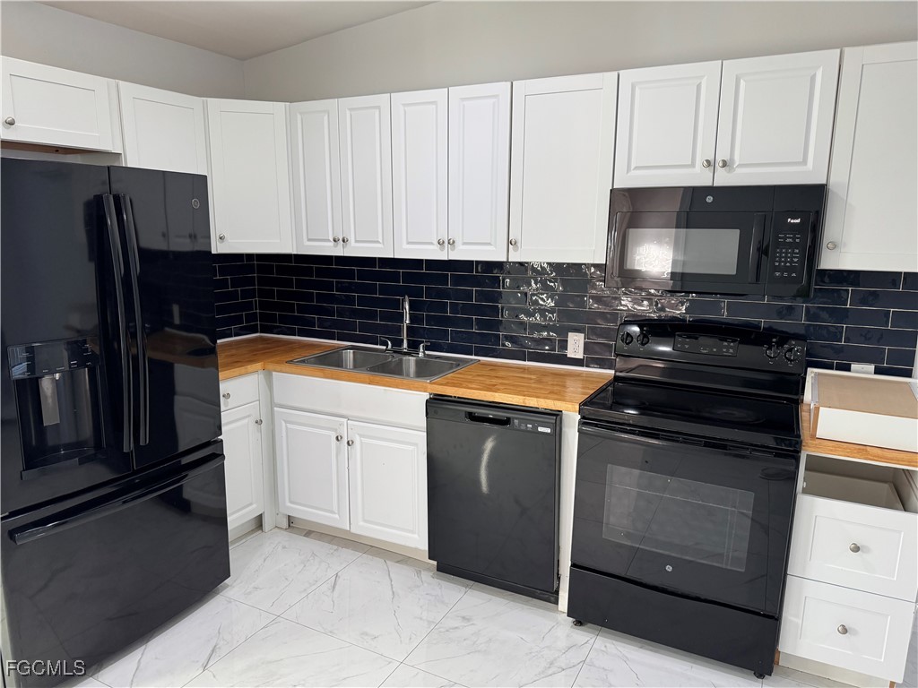 2711 Elmwood Street Fort Myers FL 33901 2026003045 image11