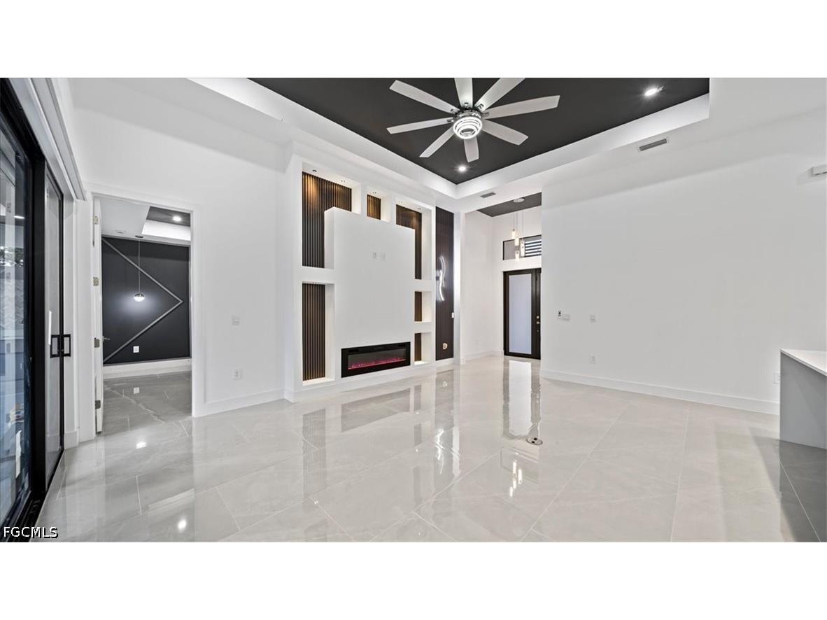 2711 Van Buren Parkway Cape Coral FL 33993 2026025432 image20