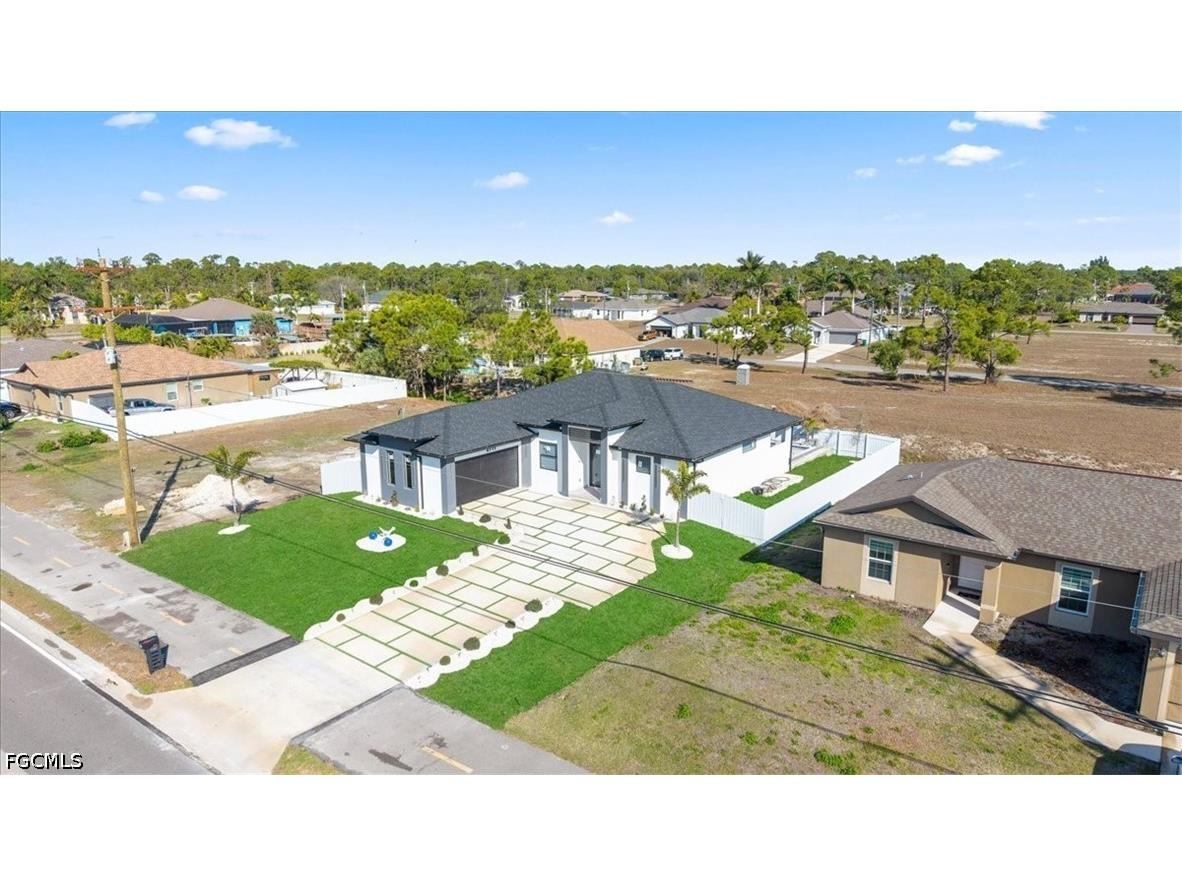 2711 Van Buren Parkway Cape Coral FL 33993 2026025432 image40