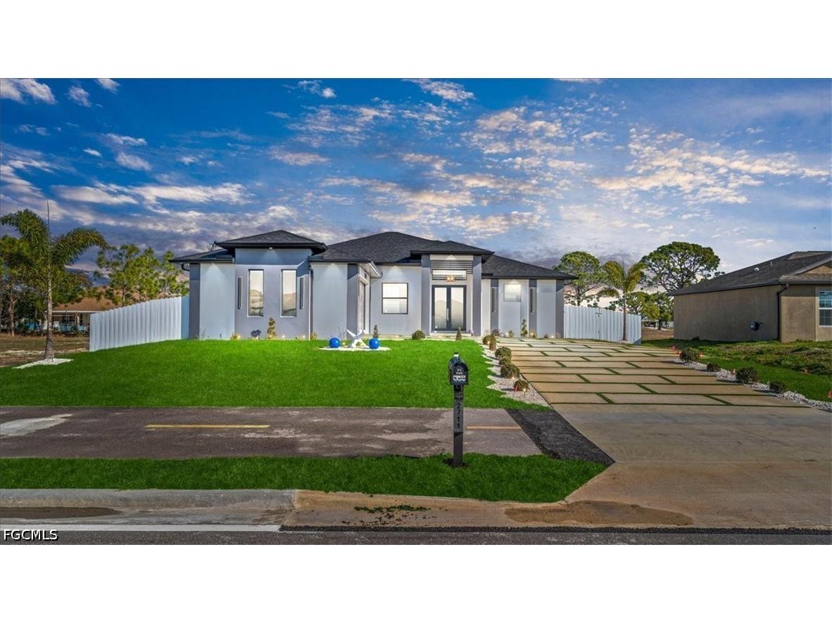 2711 Van Buren Parkway Cape Coral FL 33993 2026025432 image43