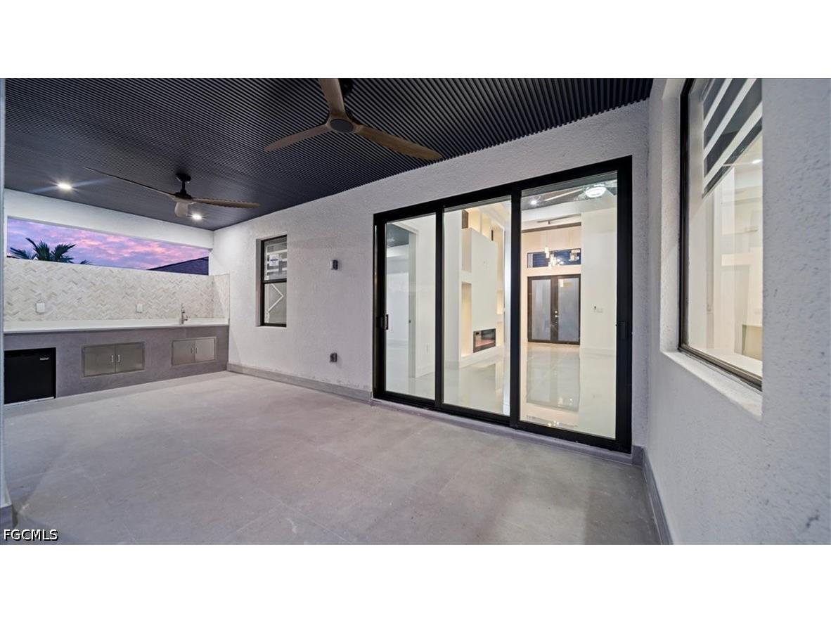 2711 Van Buren Parkway Cape Coral FL 33993 2026025432 image6