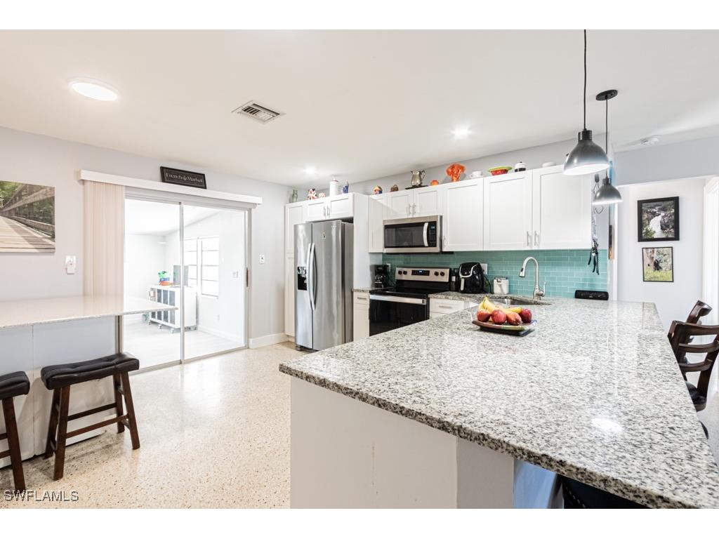 27111 Sun Aqua Lane Bonita Springs FL 34135 226000504 image7