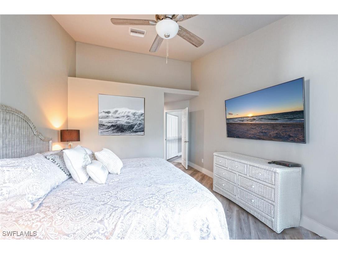 27113 Oakwood Lake Drive Bonita Springs FL 34134 225057072 image18