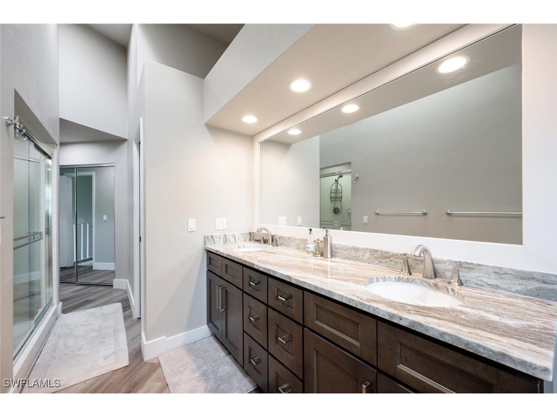 27113 Oakwood Lake Drive Bonita Springs FL 34134 225057072 image24