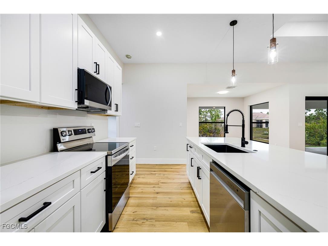 2712 40th Street W Lehigh Acres FL 33971 2025014947 image12