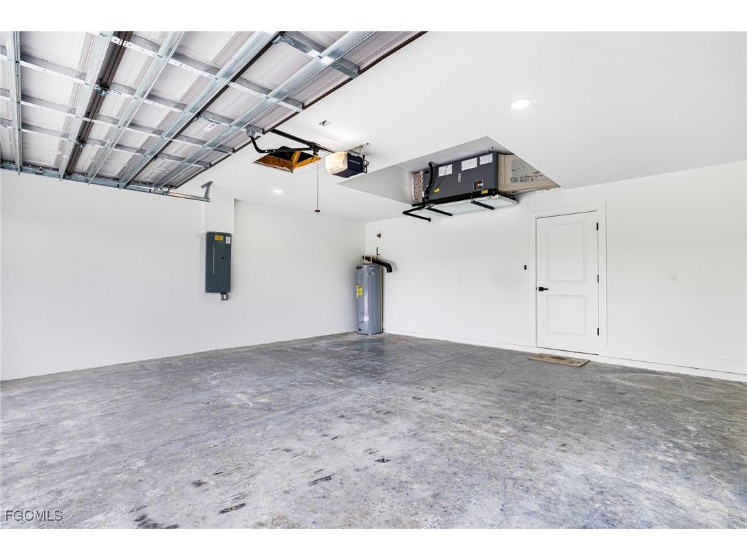 2712 40th Street W Lehigh Acres FL 33971 2025014947 image36