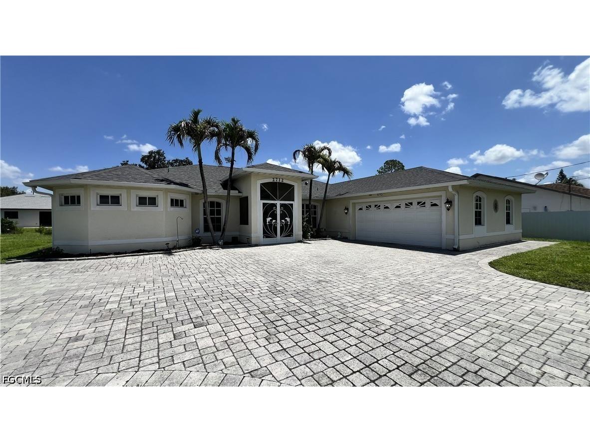 2712 5th Street W Lehigh Acres FL 33971 2026027771 image1