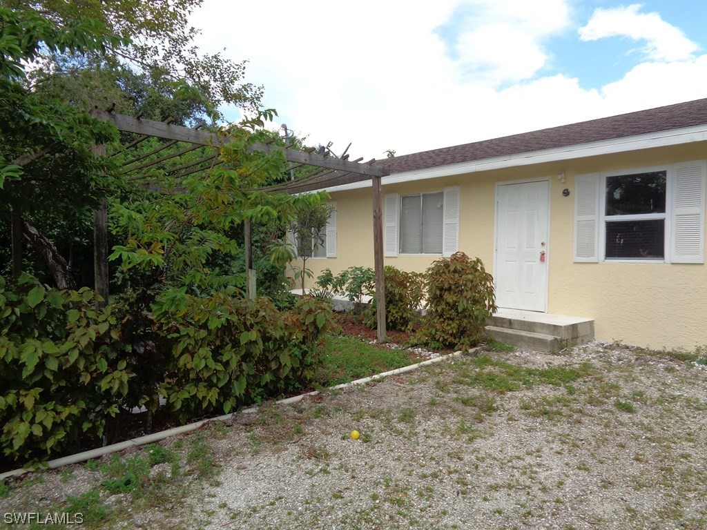 2712 7th Street SW Lehigh Acres FL 33976 224021860 image1