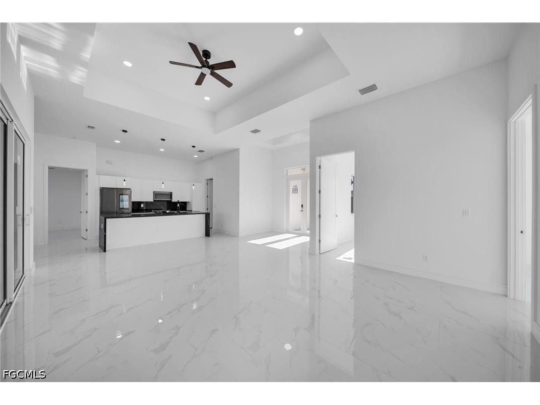 2712 NW 41st Avenue Cape Coral FL 33993 2026025610 image3