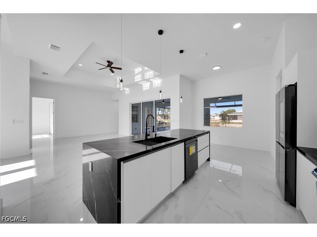 2712 NW 41st Avenue Cape Coral FL 33993 2026025610 image6