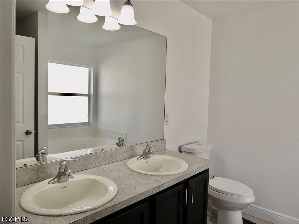 2712 Nature Pointe Loop Fort Myers FL 33905 2026029564 image14