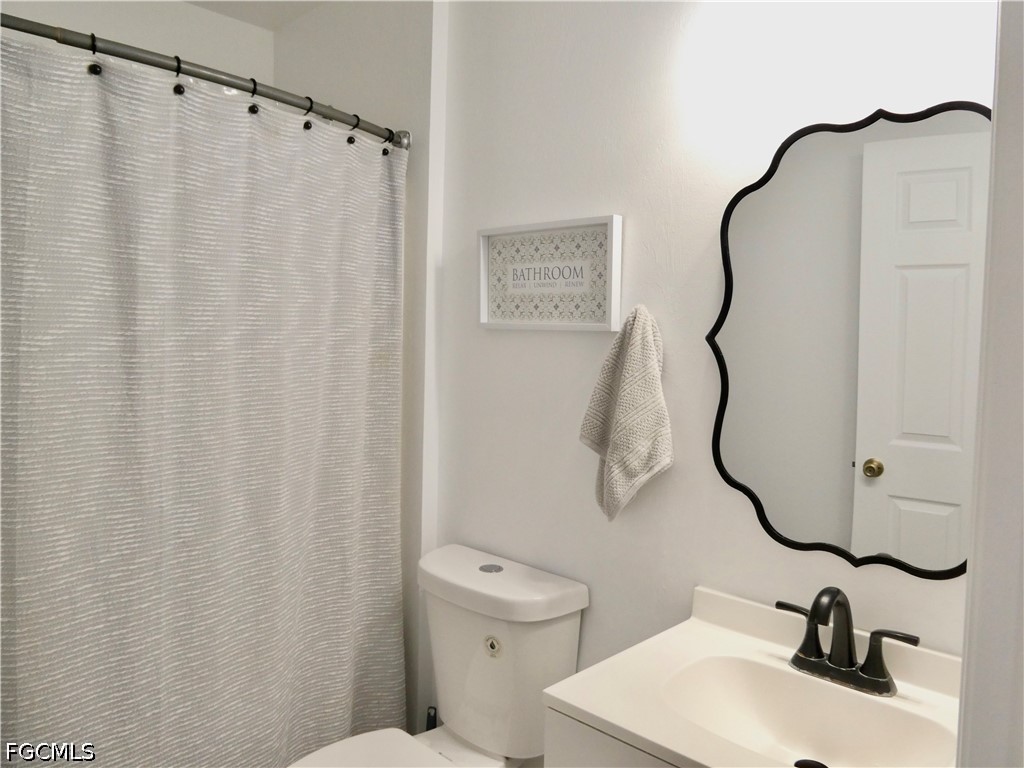 2712 Nature Pointe Loop Fort Myers FL 33905 2026029564 image9