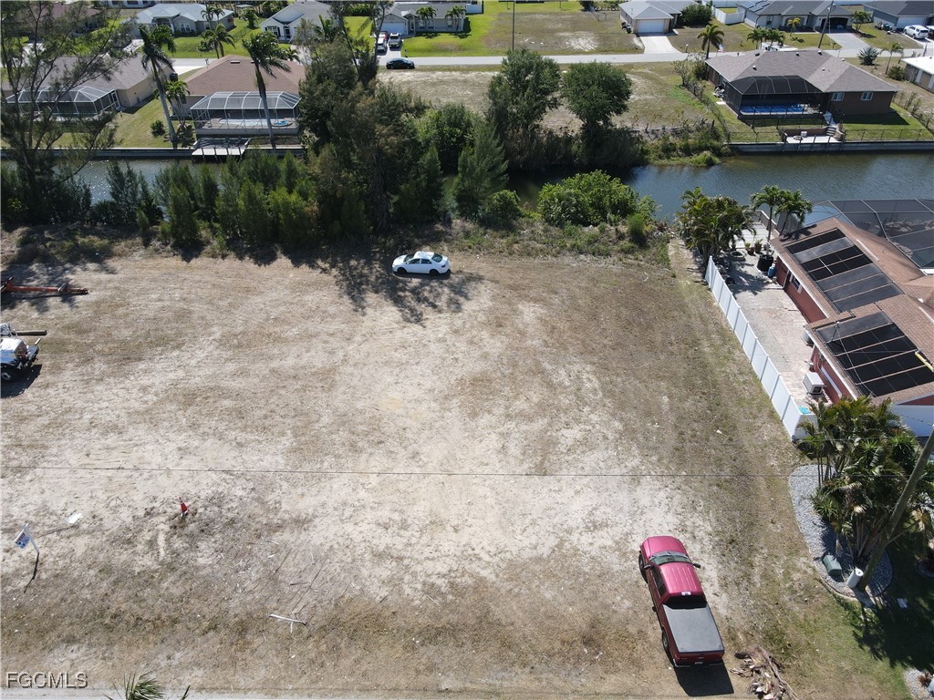 2712 SW 2nd Place Cape Coral FL 33914 2025009922 image4