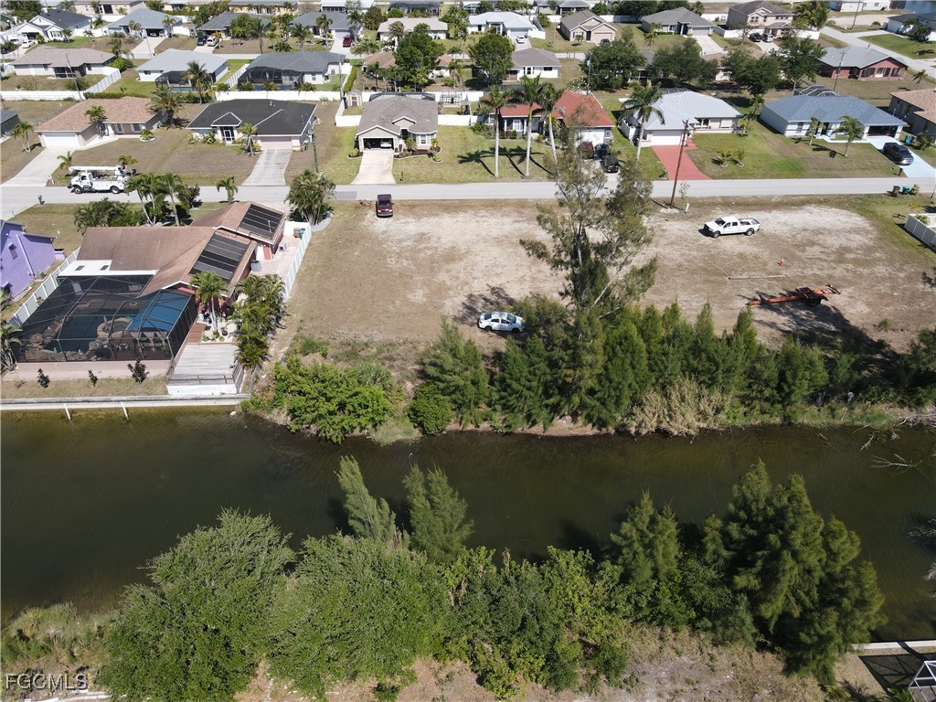 2712 SW 2nd Place Cape Coral FL 33914 2025009922 image5