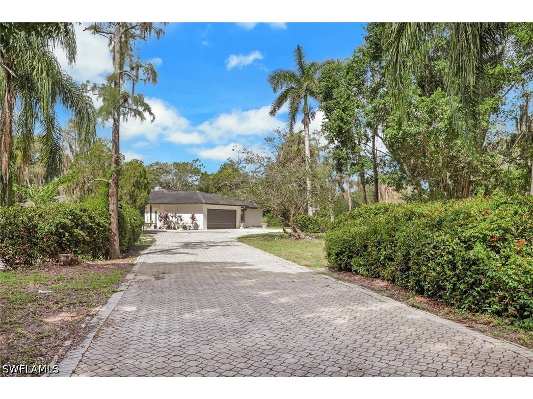 27126 Rue De Paix Bonita Springs FL 34135 226021384 image3