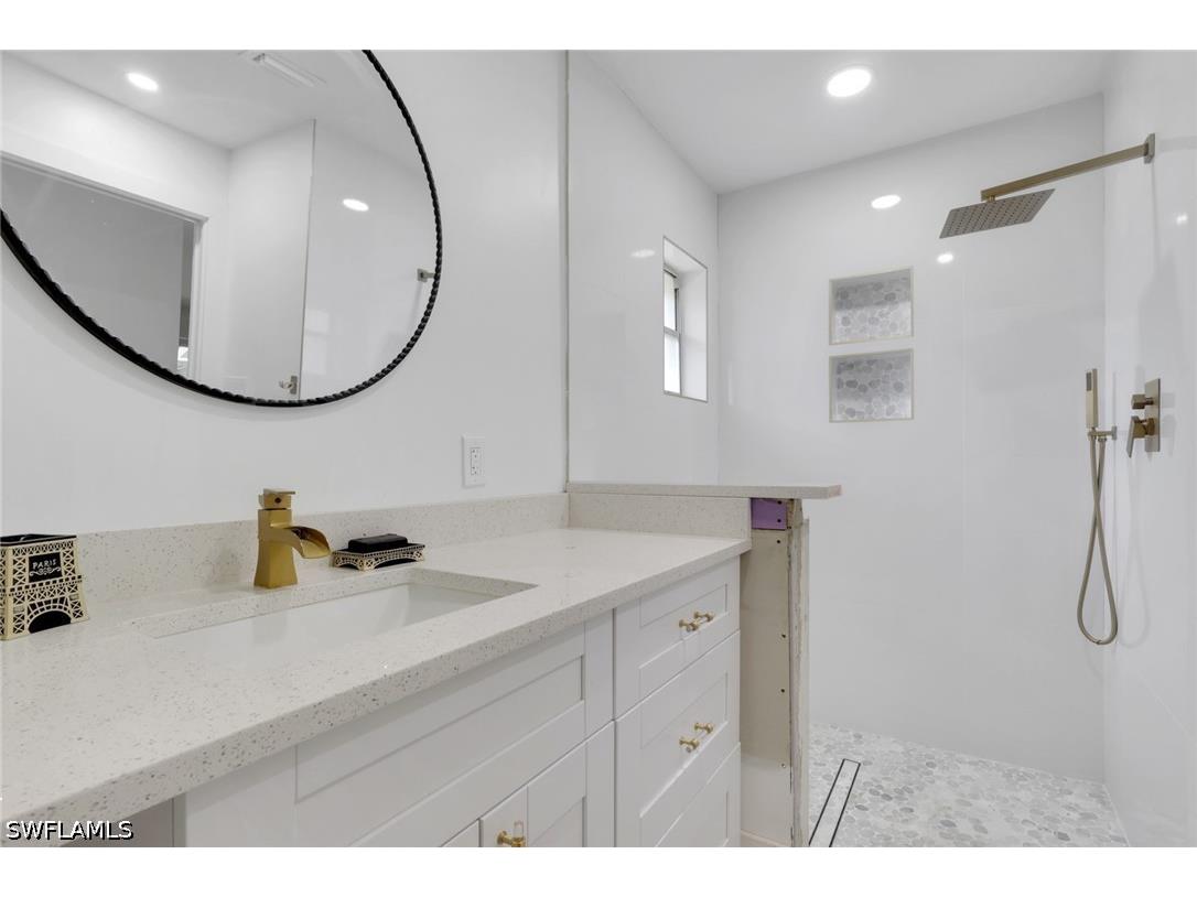 27126 Rue De Paix Bonita Springs FL 34135 226021384 image31