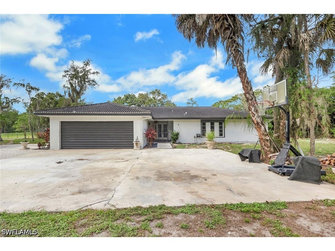 27126 Rue De Paix Bonita Springs FL 34135 226021384 image4
