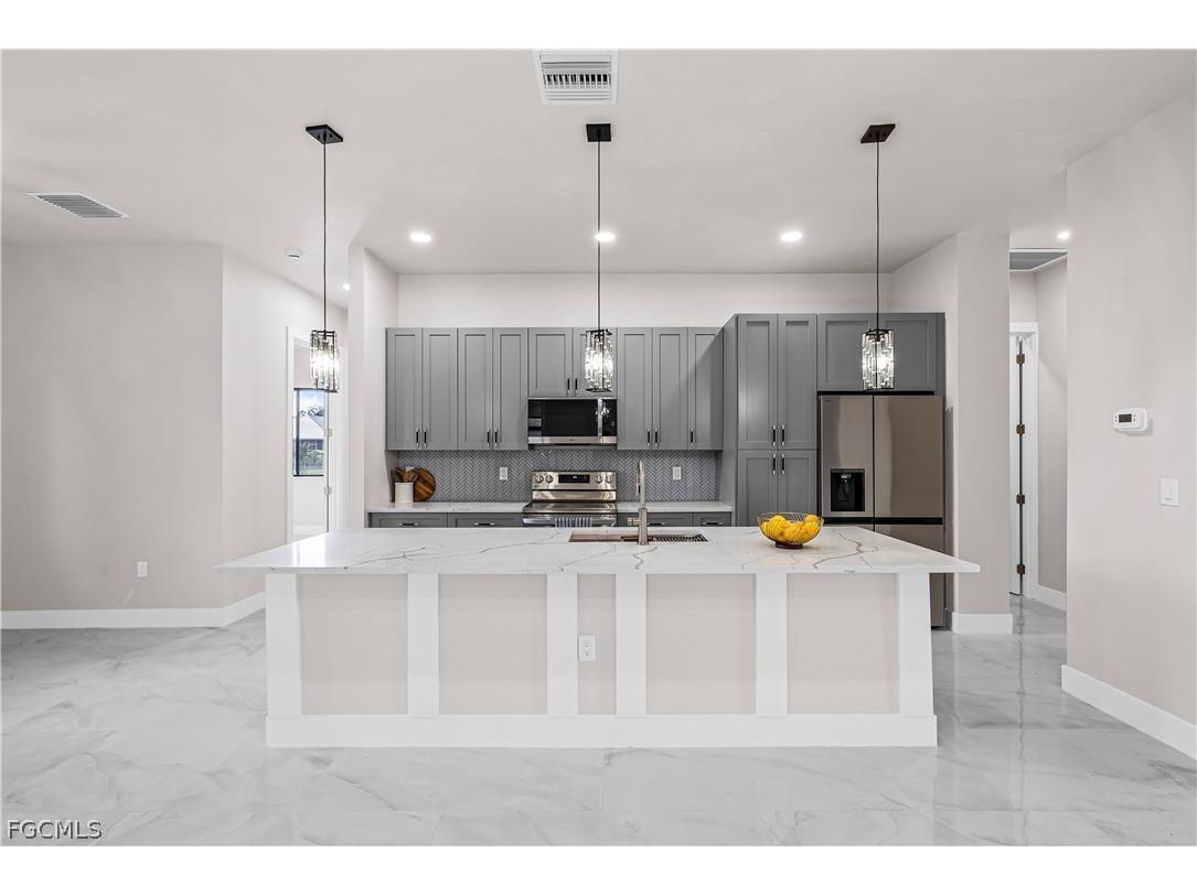 2713 10th Street W Lehigh Acres FL 33971 2026011757 image6