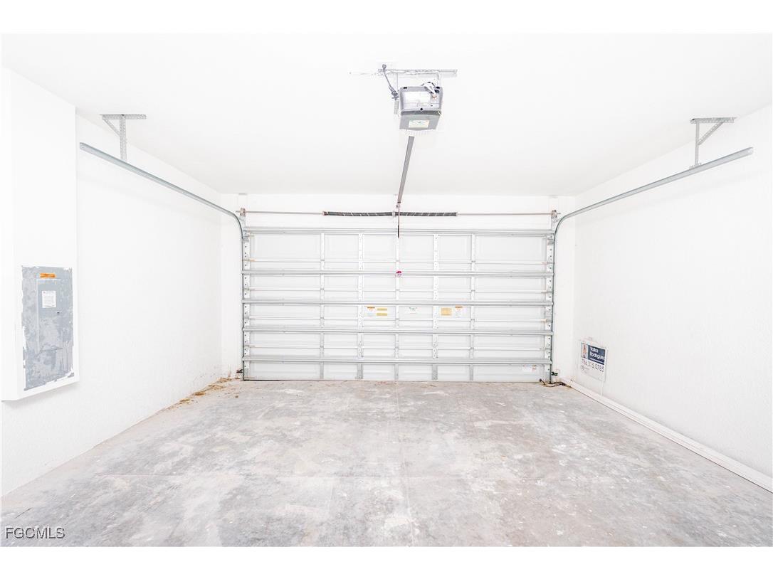 2713 8th Street W Lehigh Acres FL 33971 2026006154 image11