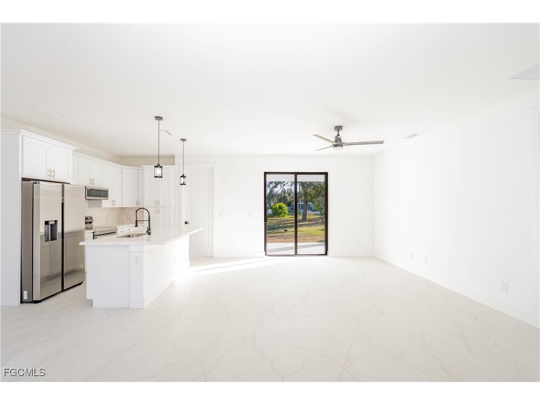 2713 8th Street W Lehigh Acres FL 33971 2026006154 image8