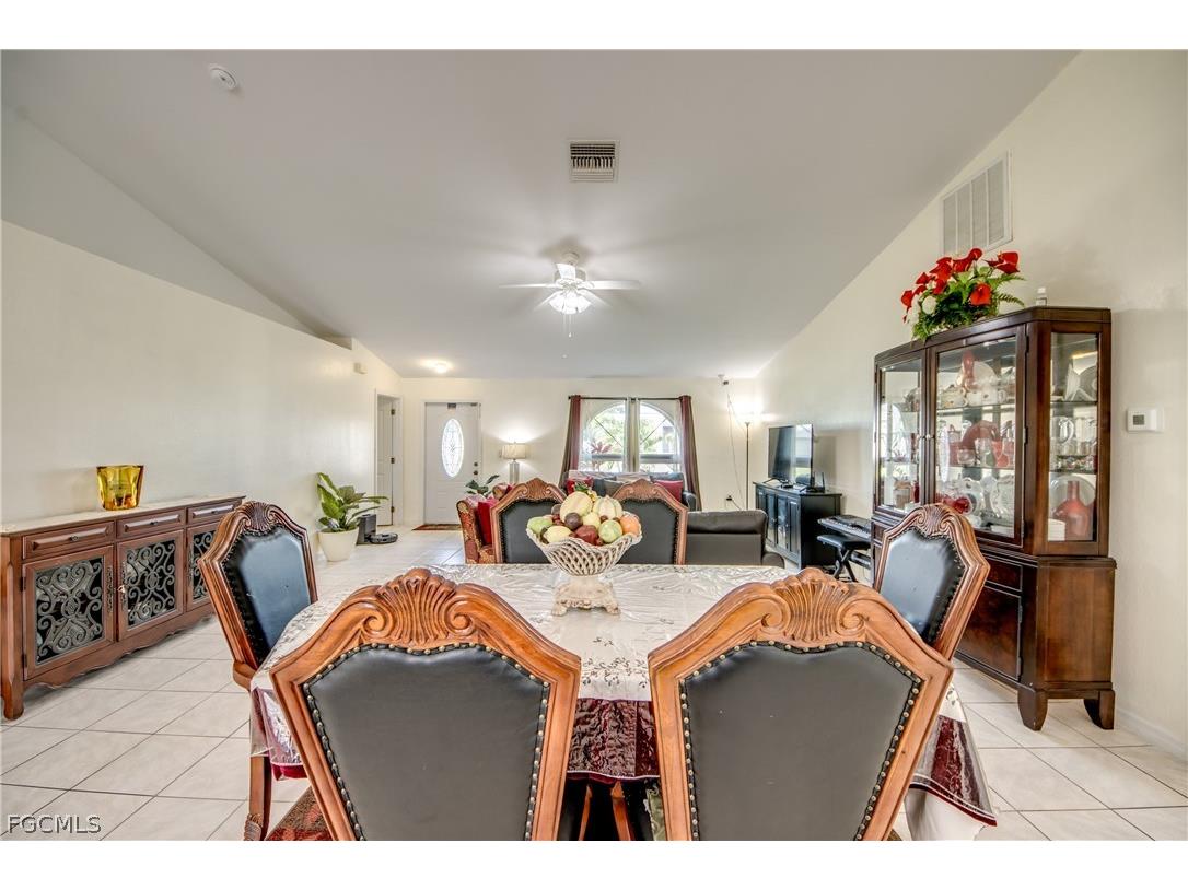 2713 NW 1st Place Cape Coral FL 33993 2026013497 image10