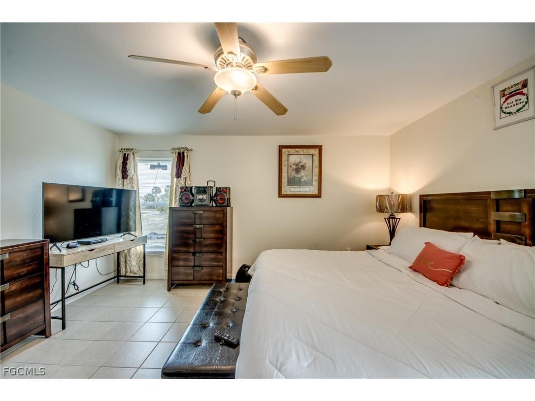 2713 NW 1st Place Cape Coral FL 33993 2026013497 image22