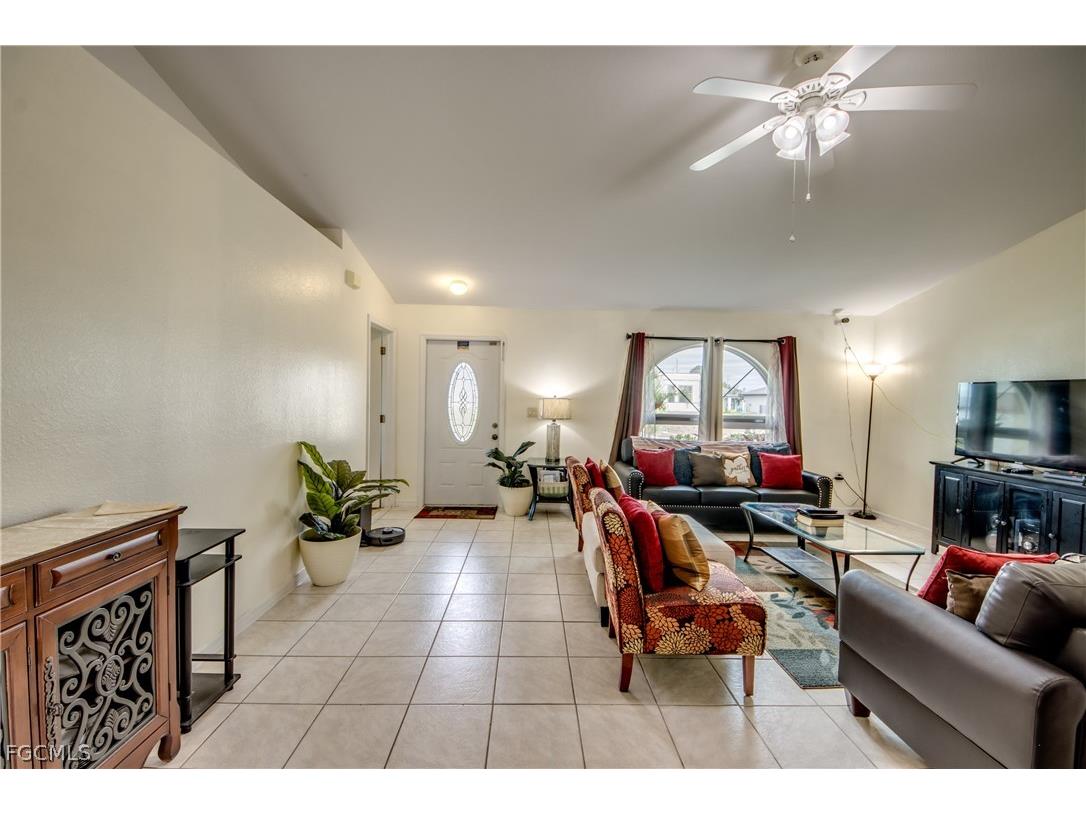 2713 NW 1st Place Cape Coral FL 33993 2026013497 image7