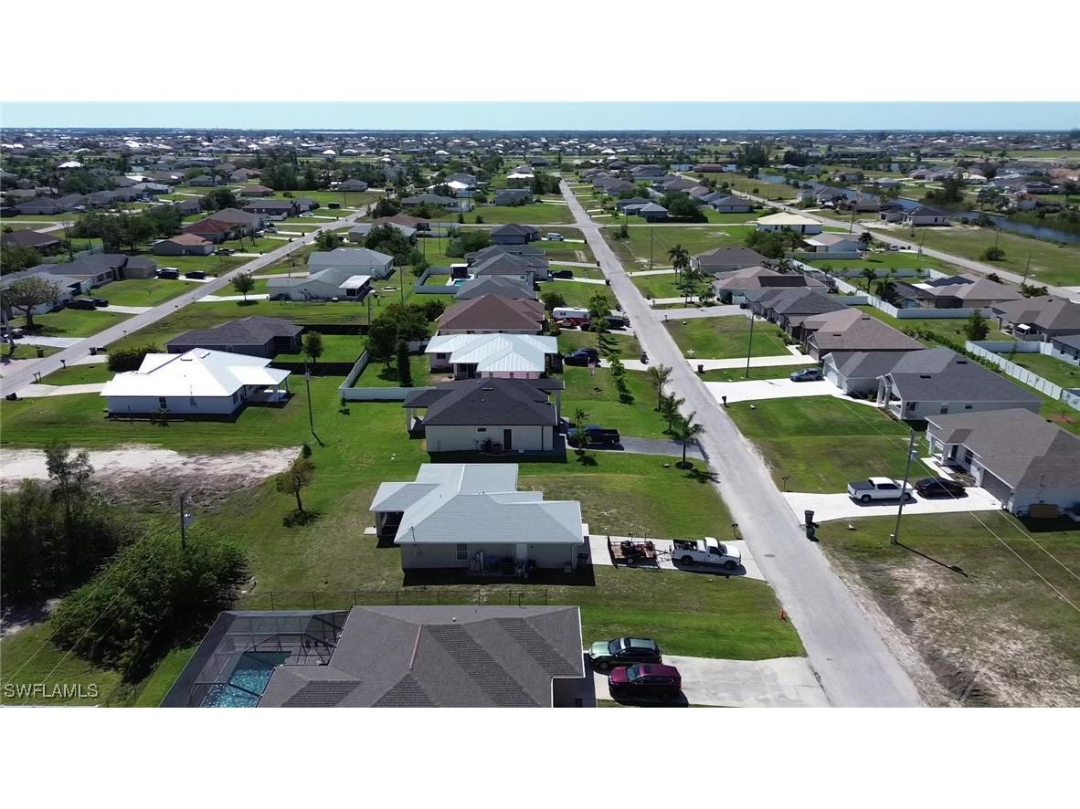 2713 NW 5th Terrace Cape Coral FL 33993 226001276 image1