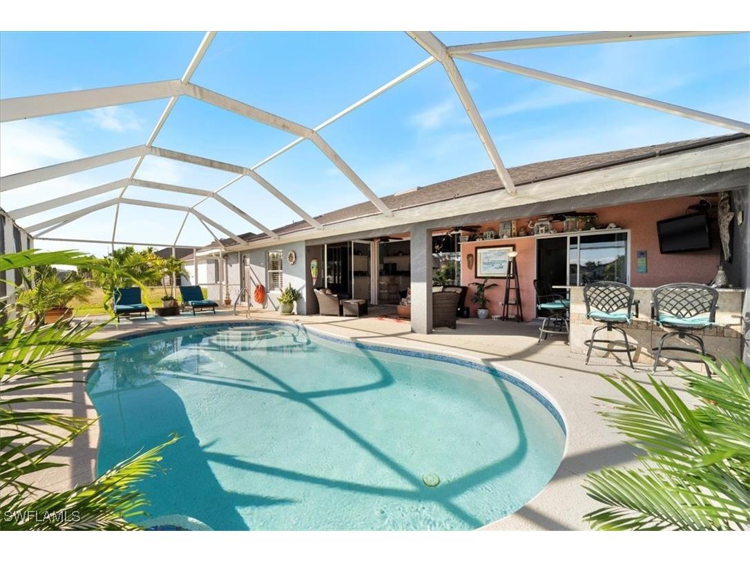 2713 SW 4th Place Cape Coral FL 33914 224102553 image1
