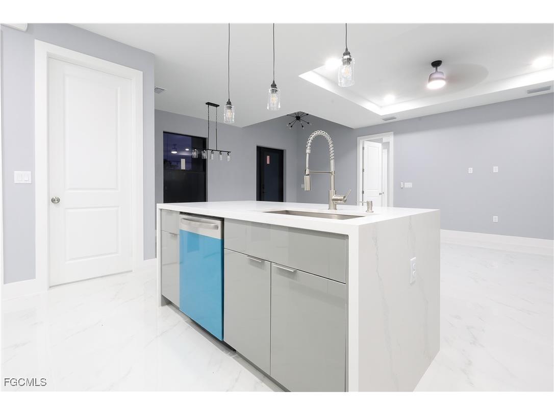 2714 2nd Street SW Lehigh Acres FL 33976 2025026132 image10