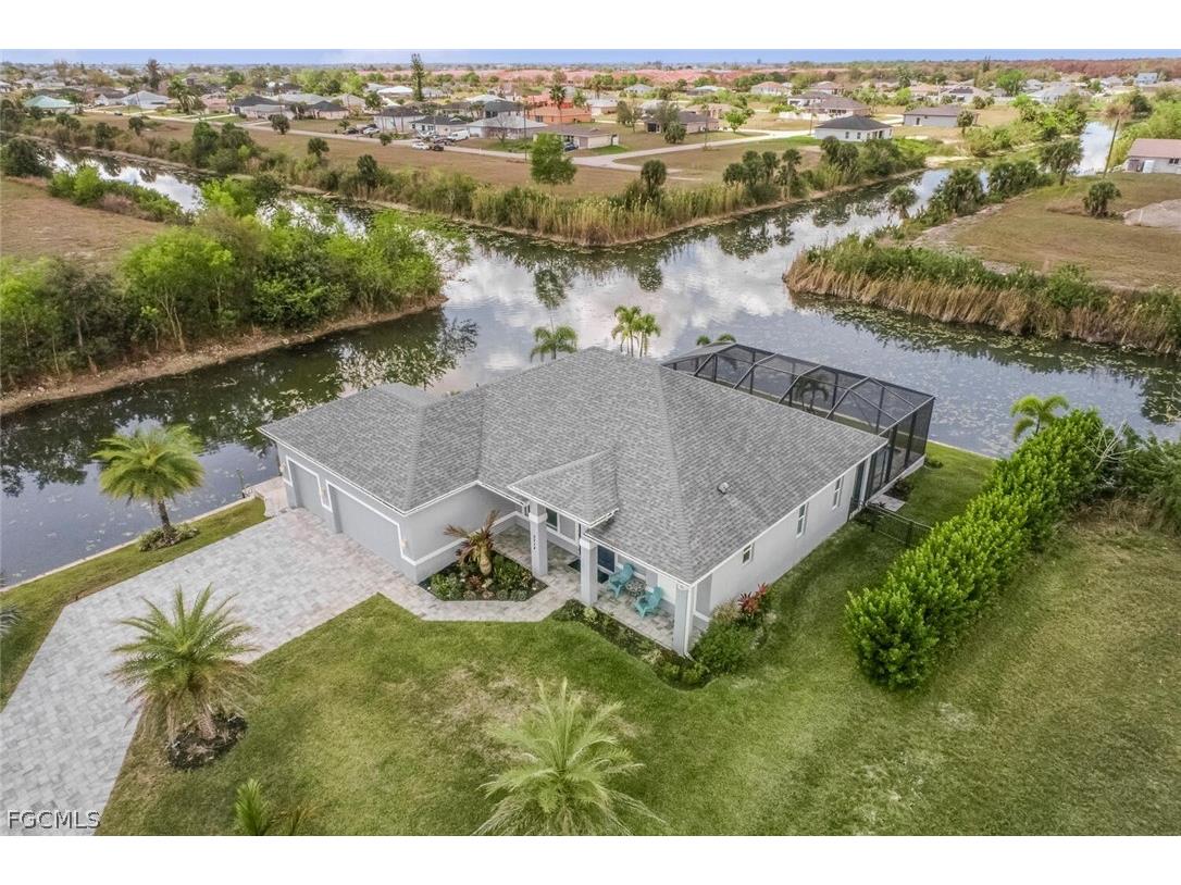 2714 NE 20th Court Cape Coral FL 33909 2026012321 image2