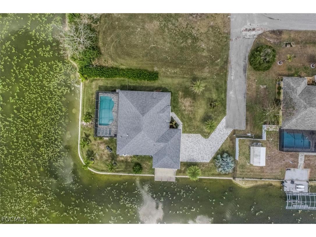 2714 NE 20th Court Cape Coral FL 33909 2026012321 image4