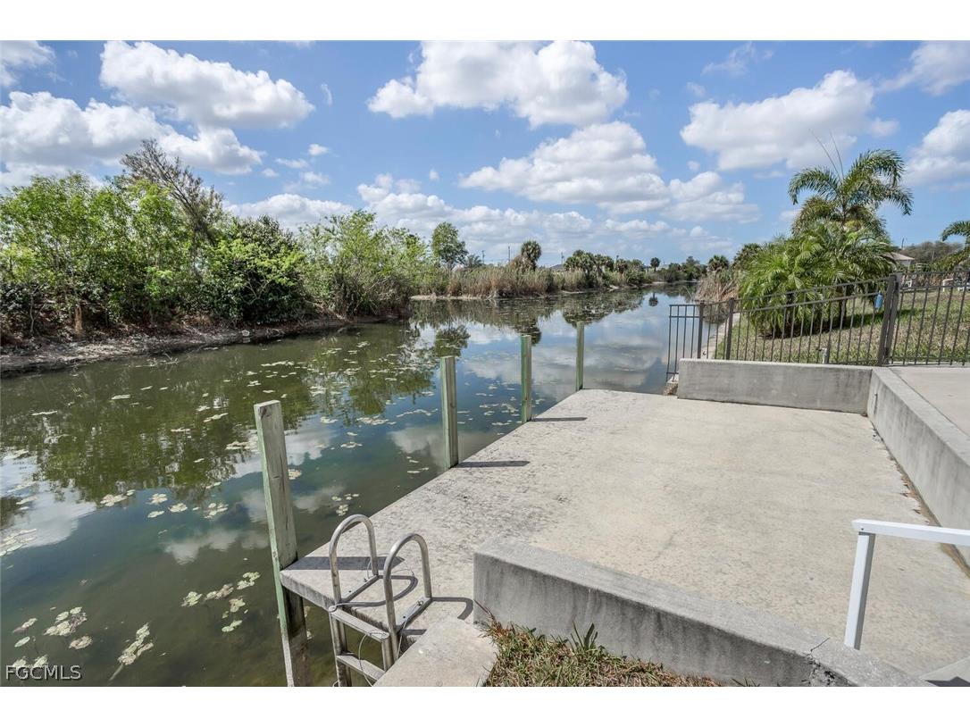 2714 NE 20th Court Cape Coral FL 33909 2026012321 image7