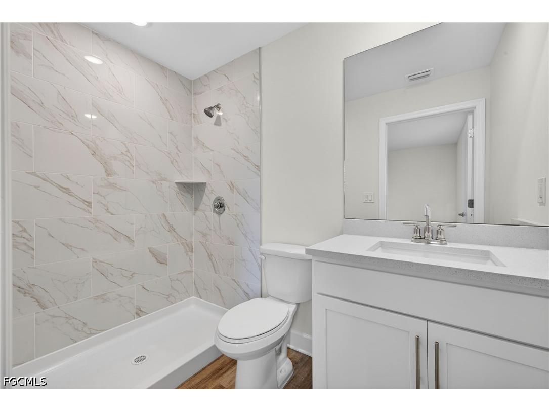 2714 NW 3rd Place Cape Coral FL 33993 2026025237 image20