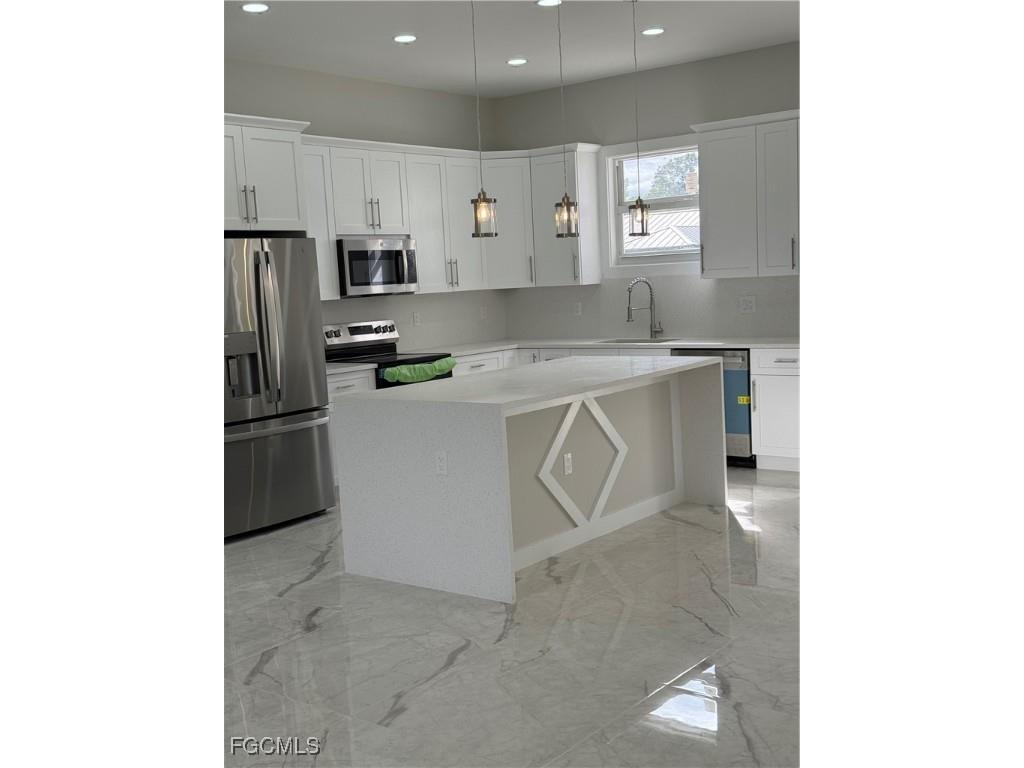 2715 10th Street W Lehigh Acres FL 33971 2025019319 image13